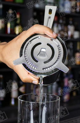 Coador de Gelo Profissional em Aço Inoxidável Para Drinks Coqueteleira Bebidas Artesanais Bar Barman