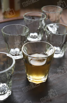 Jogo Copos de Shot Dover Vidro Dose Whisky Vodka Cachaça Tequila Licor 6 unidades 45 ml
