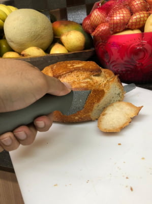 Faca de pão com serras grande cinza  faca para bolo serrilhada em aço inox com pintura antiaderente full25589
