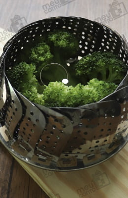 Cesto Cozedor a Vapor de Aço Inox Para Legumes e Verduras Utensilio Cozinha