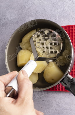 Amassador de Batatas Legumes Verduras Aço Inox Mármore Utensílio de Cozinha