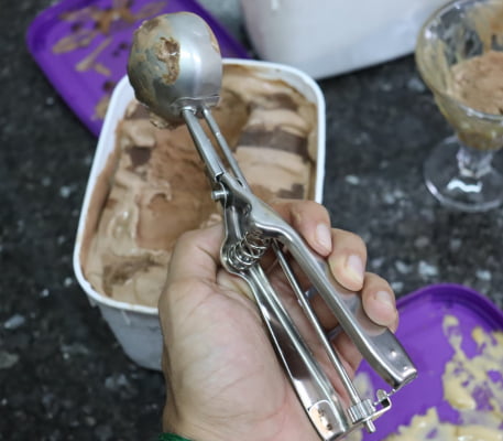 Colher de sorvete sobremesa em aço inox 21Cm pegador sorvete concha bola uni 15285-4