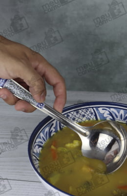 Mini Concha Aço Inox Desenhada Multiuso Para Sopas Feijão Caldos Utensilio de Cozinha Prático 22cm