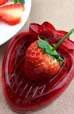 Cortador Fatiador de Morangos E Tomates Em Formato de Morango em Plástico e Aço Inox Cozinha Prática