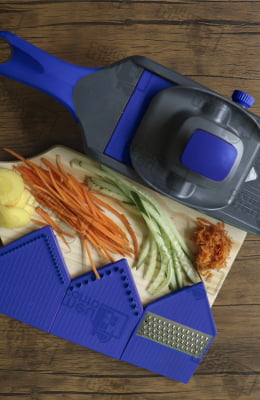 Fatiador de Alimentos Legumes e Verduras 4 Funções Utensilio Cozinha Em Plástico ABS PS e Aço Inox Com Reservatório