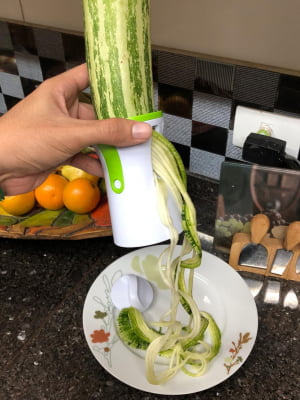 Fatiador em espiral cortador de legumes vegetais macarrão abobrinha Branco ck4443