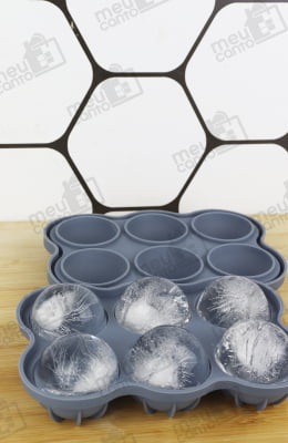 Forma De Silicone Gelo 6 Esferas Sem Bpa Forminha Cinza Para Wiskys Drinks 