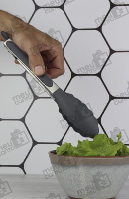 Pegador Silicone Cinza Carne Ideal Churrasco Salada Cozinha Pinça Culinária Multiuso Livre e Prático 27cm